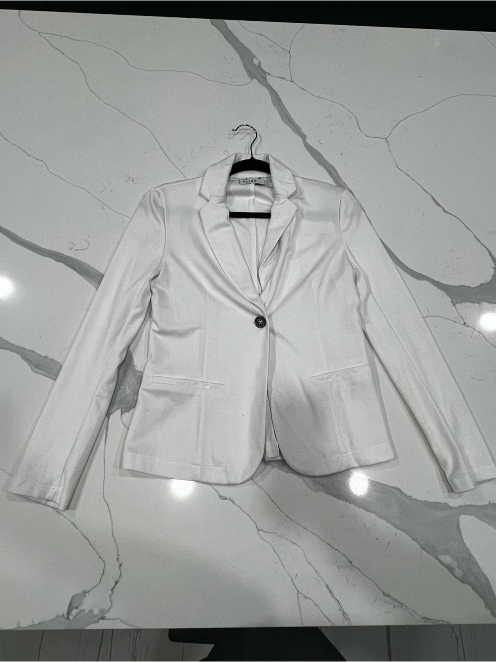 Women's White Single-Button Tailored Blazer